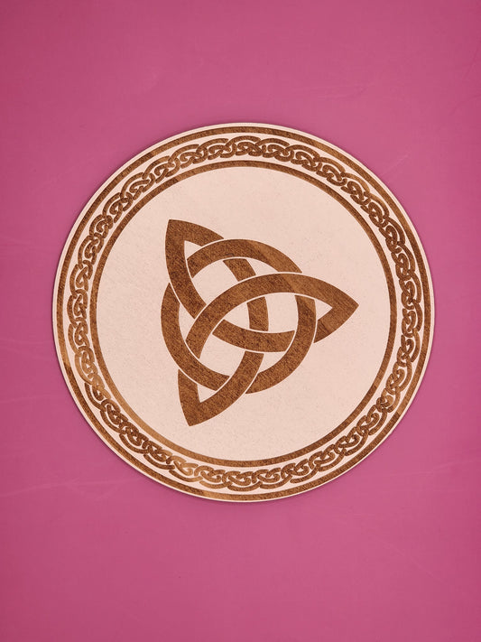 Crystal Grid Board - Triquetra