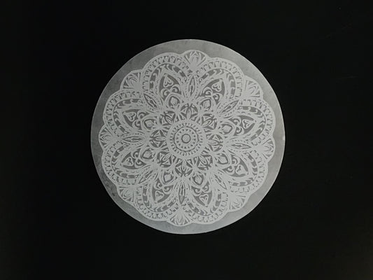 Satin Spar Selenite - Round cleansing plate - Flower